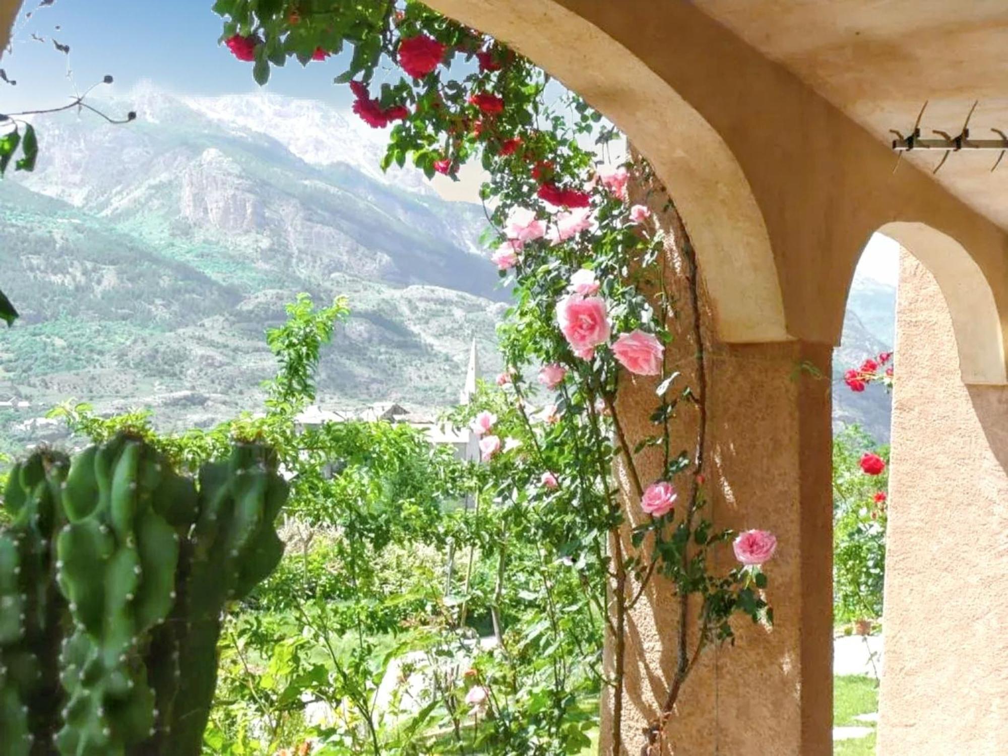 Appartement Paisible A Saint-Crepin Avec Vue Sur La Montagne 외부 사진